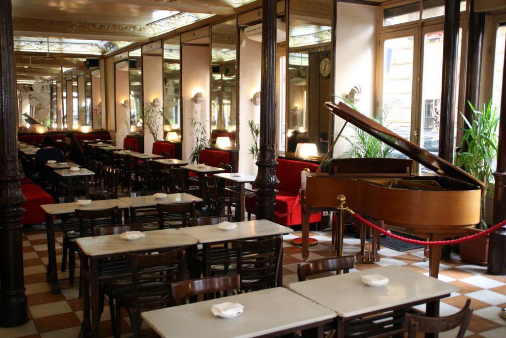 Café Barbieri.